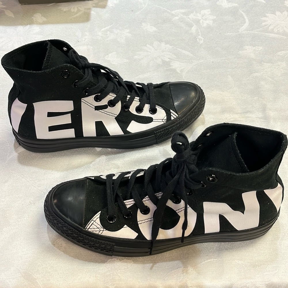 Size 7 unisex converse high tops